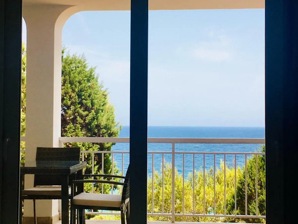 Apartamentos Aguas Blancas Santa Eularia des Riu 0*,  Španělsko